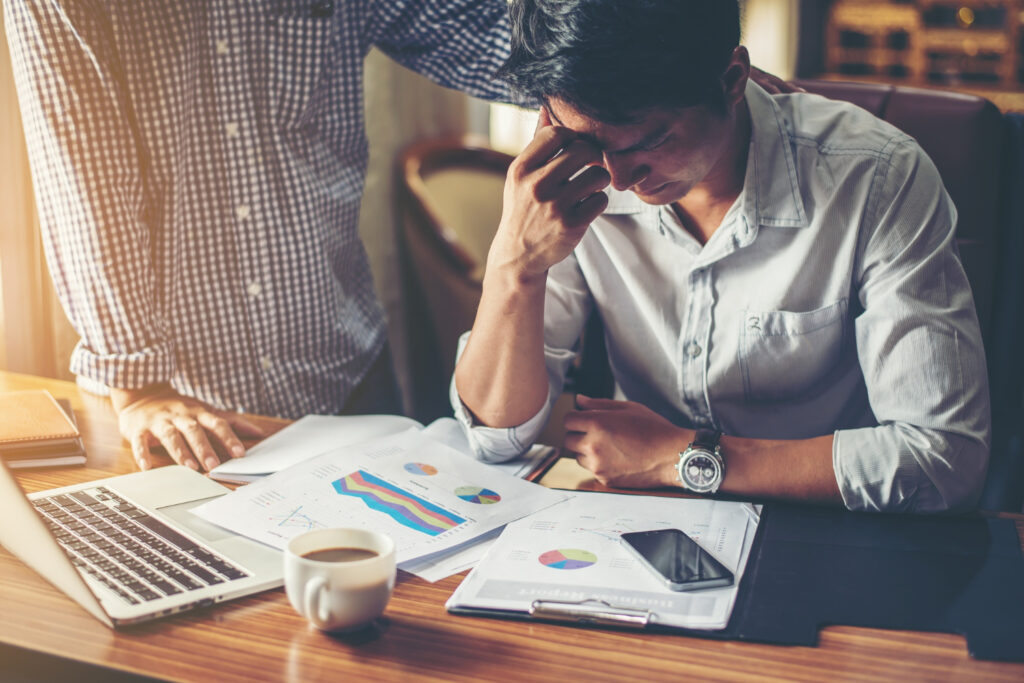 Gestão financeira empresarial: erros que fazem empresas perder dinheiro